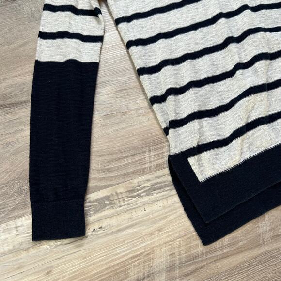 Vince 100% Cotton Striped V-Neck Sweater Gray Navy XXS - Picture 2 of 5